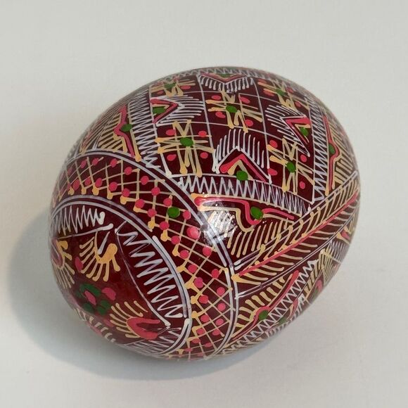 Handcrafted Ukrainian Pysanka Hand-painted Decorative Artisan Easter Egg - Picture 3 of 7